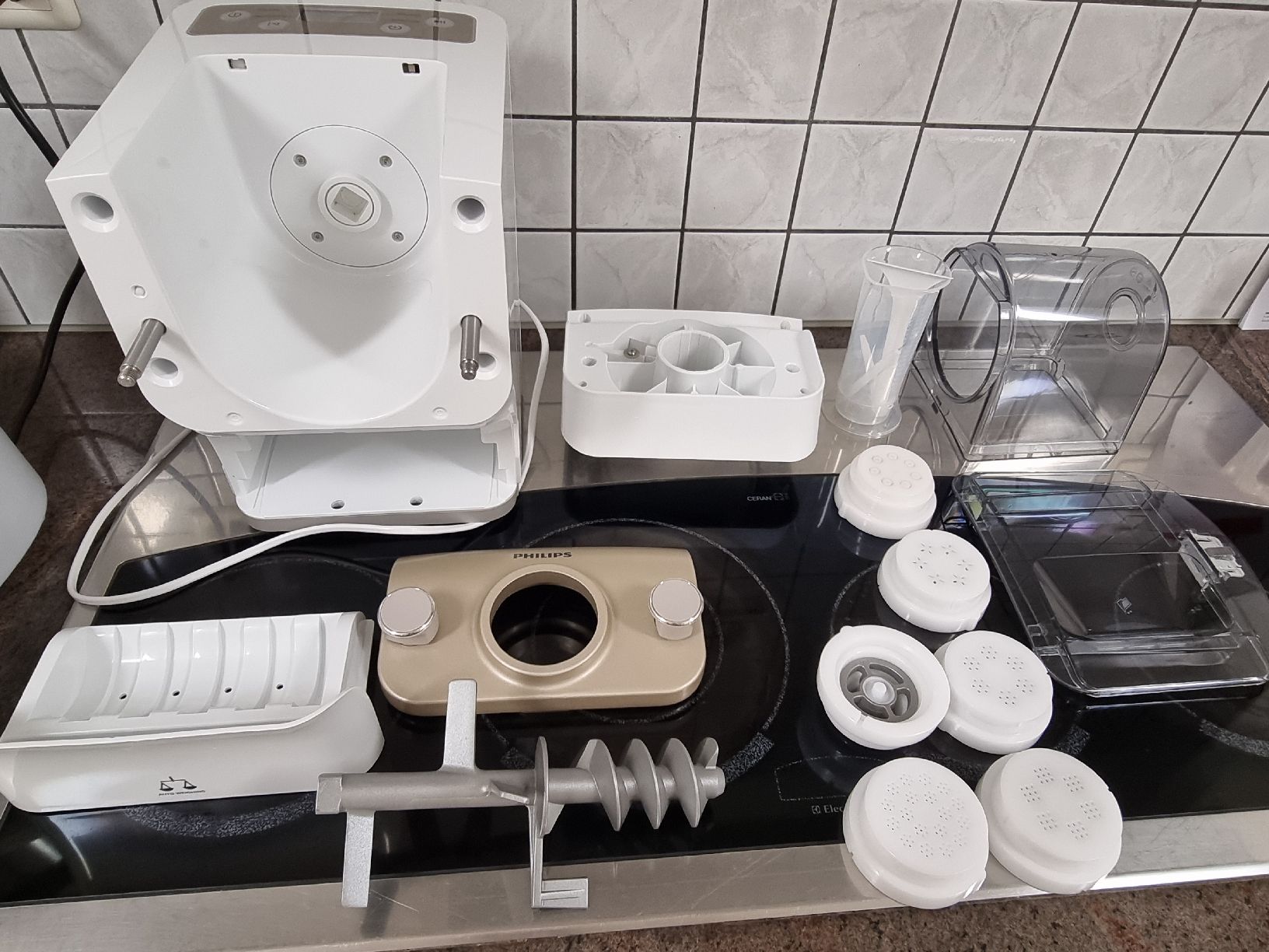 Philips Küchengeräte: Pastamaker Philips mit integrierter Waage – Gebraucht aus Otelfingen von EVaterlaus 4