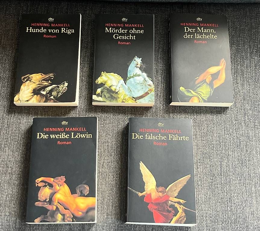 Libri: 5 spannende Wallander-Romane – Usato da Urdorf venduto da Resumasa