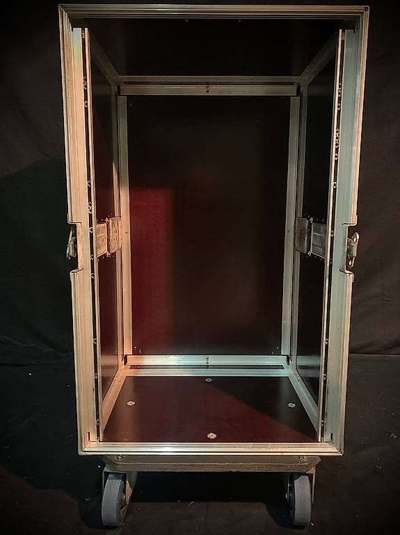 Reisekoffer: HYPOCASE Flight case – Gebraucht aus La Chaux-de-Fonds von Simone1180