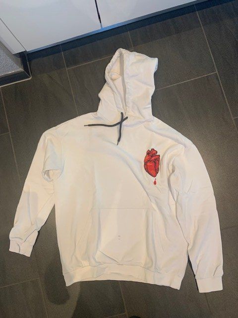 Lotti di vestiti: 4 Kapuzenpullis Hoodie Grösse M – Usato da Deitingen venduto da haba03 1