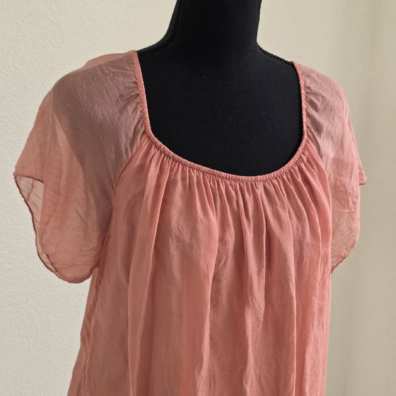 Tuniques: Tinika/ Bluse kurzarm rosa Viskose Grösse M /L – D'occasion à Rheinsulz par Gilea 1