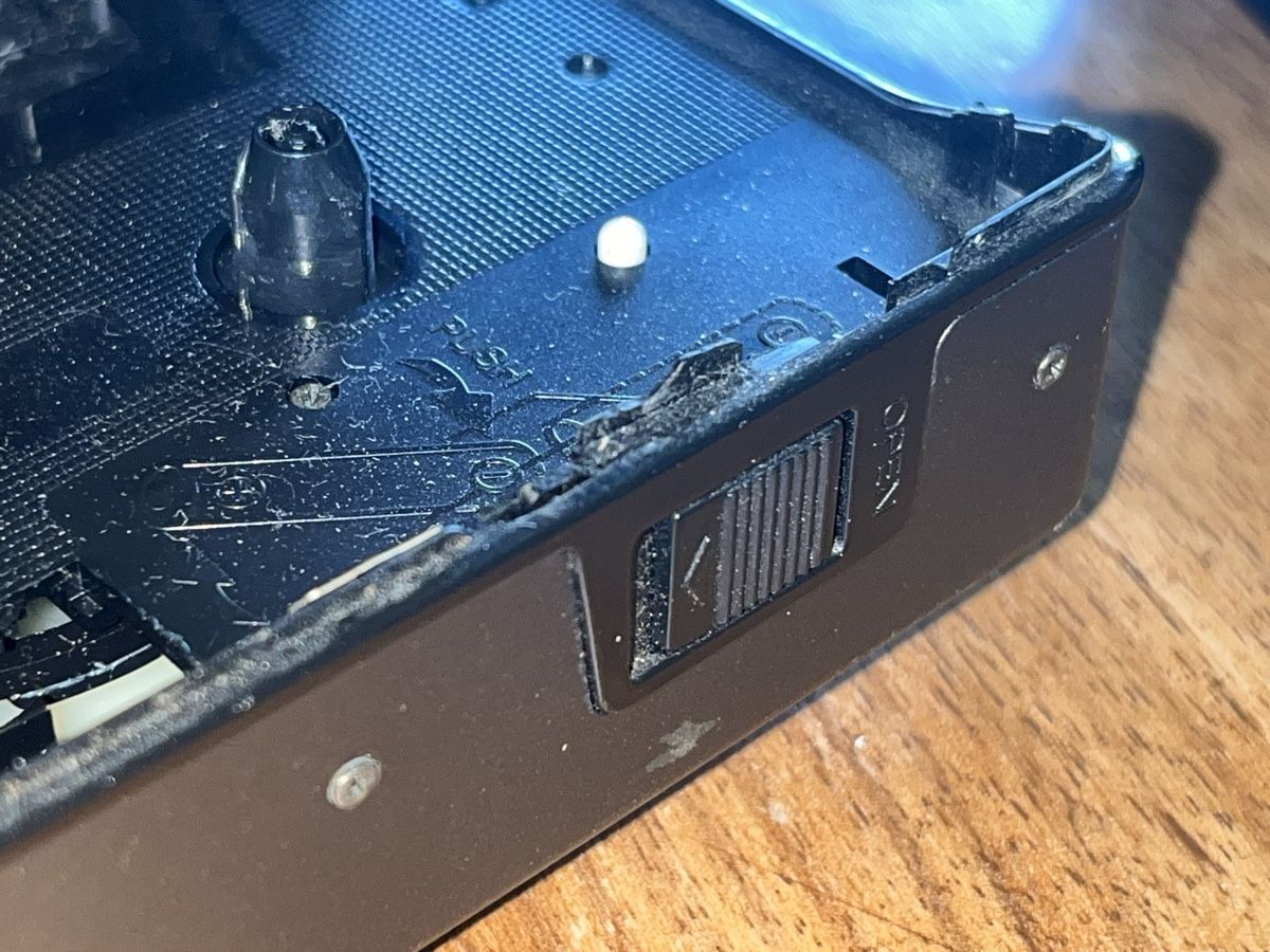 Sony Tragbarer Mediaplayer: Sony Walkman DD-11 defekt – Defekt aus Niederurnen von gebrauchtbrauchbar 6