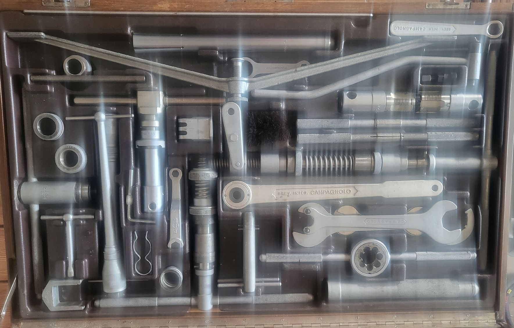 Campagnolo Tutti gli attrezzi: Caisse outils Campagnolo vélo – Usato da Villeneuve VD venduto da prville58 2