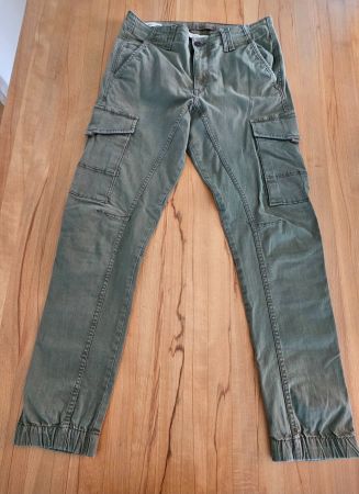 Hose Herren Gr. S olive Jack&Jones