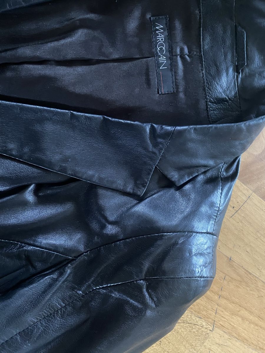 Marc Cain Jacken: Marc Cain Lederjacke Gr. N 4, echtes Lammnappa Leder. – Gebraucht aus Matten b. Interl von Kings-Fashion 1