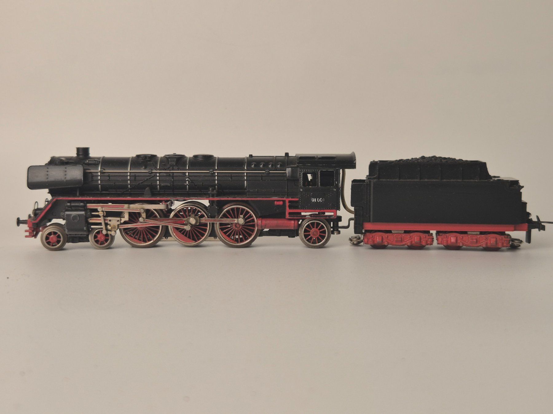 Trix Modellini di ferrovie: Locomotive Trix express 763 – Usato da Bogis-Bossey venduto da VNT-GE.ch