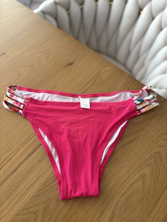 Slip bikini rosa fucsia con dettagli floreali - Taglia 46
