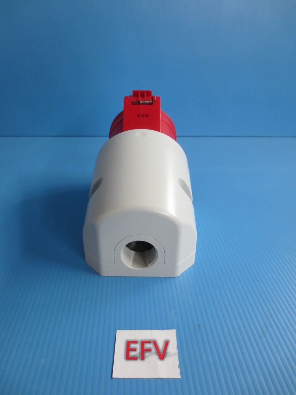 Spine: CEE Steckdose 32A 5 polig 3x400V IP44 – Nuovo (secondo la descrizione) da Sulz LU venduto da Elektrofachverkauf 2