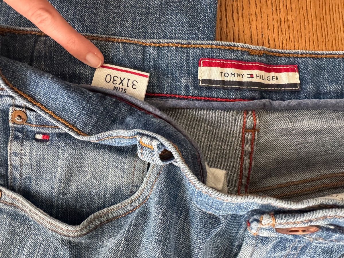 Jeans: Tommy Hilfiger Jeans 31x30 Original – Usato da Küssnacht am Rigi venduto da Ebikoner 2