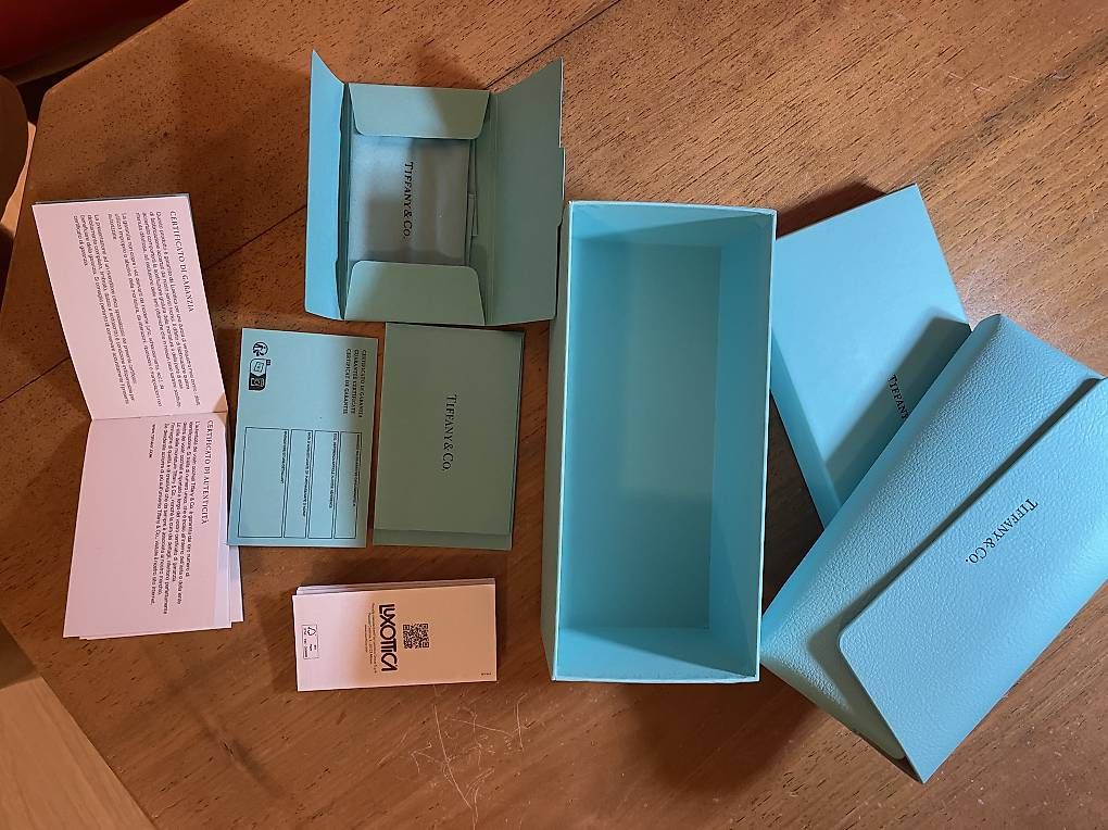 Occhiali & Lenti: TIFFANY & CO. RIMLESS SUNGLASSES  COMPLETE SET – Nuovo e nell'imballaggio originale da Ponte Tresa venduto da coc_nnf5 2