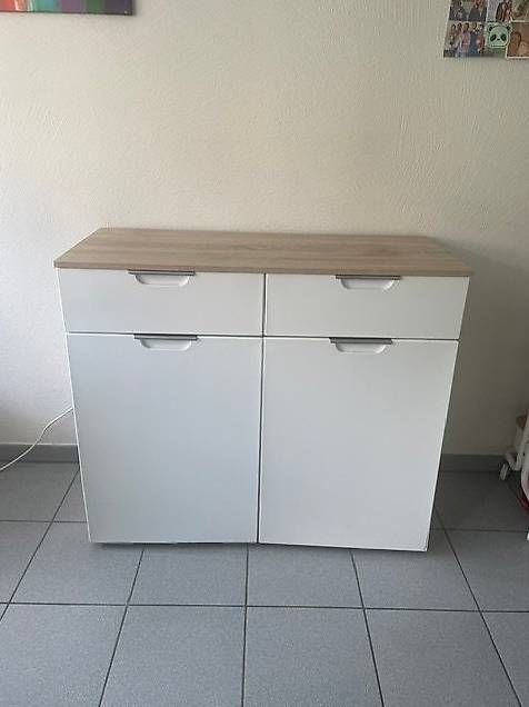 Pfister Kommoden: Gratis: Kommode mit 4 Schubladen, Holz/weiss – Gebraucht aus Zürich von cari22