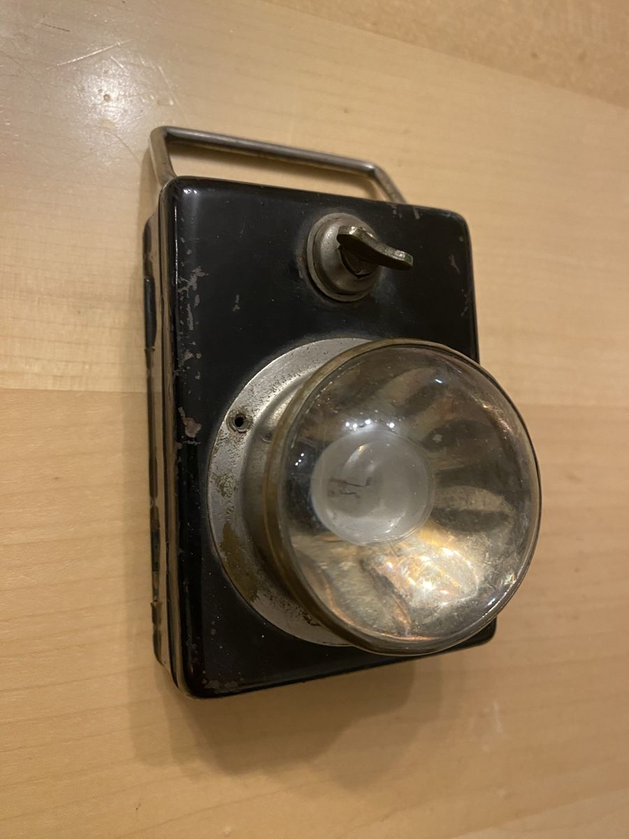 Lampade: Alte Taschenlampe – Usato da Mosnang venduto da Goldwasser