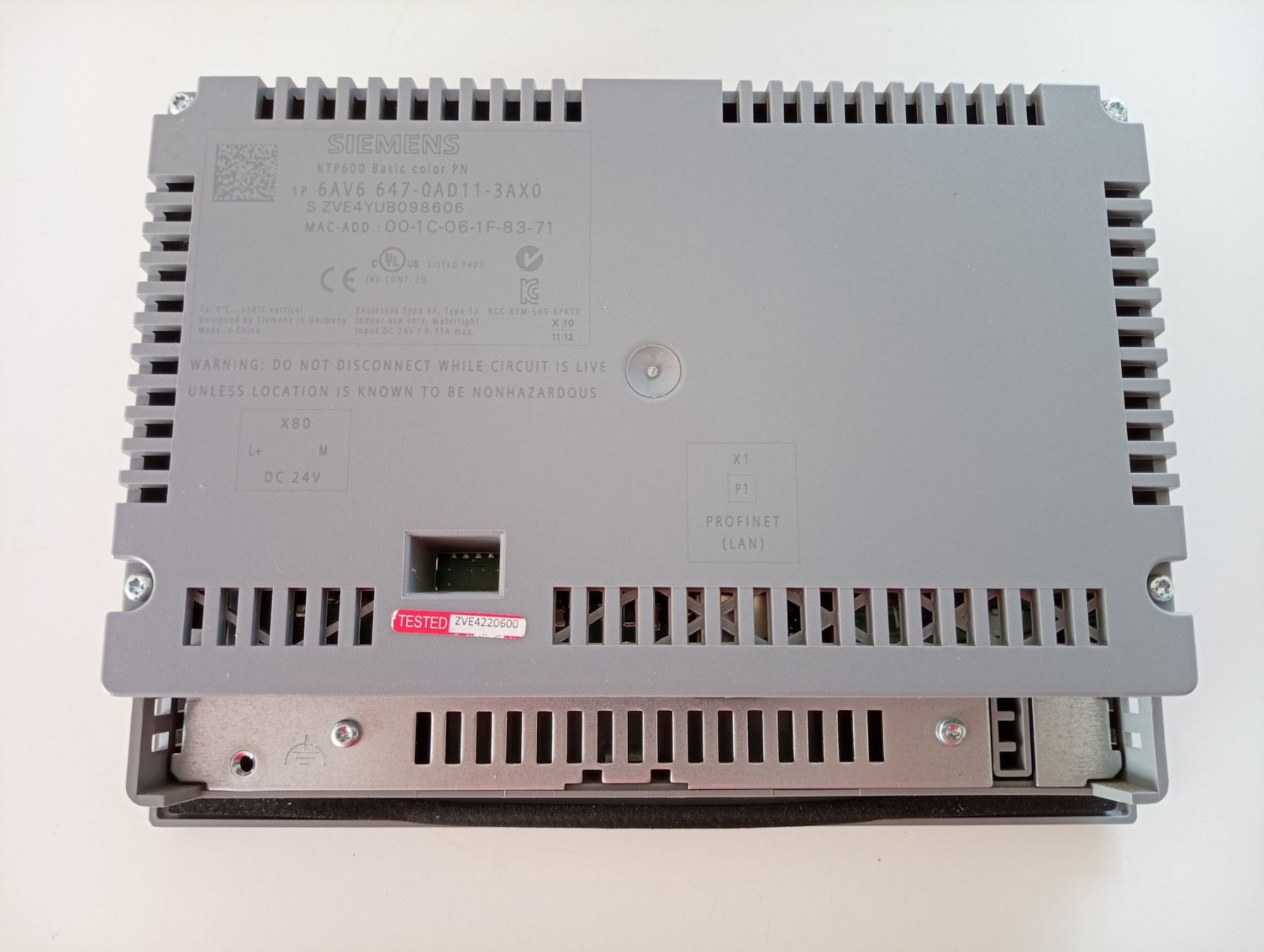 Siemens Componenti elettronici: Siemens SIMATIC HMI KTP600 Basic Color / 6AV6647-0AD11-3AX0 – Usato da Ufhusen venduto da HKSC 1