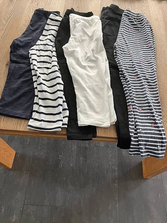 Strumpfhosen & Leggings: Leggings Gr. 134-140 – Gebraucht aus Sins von Icezeit0 1