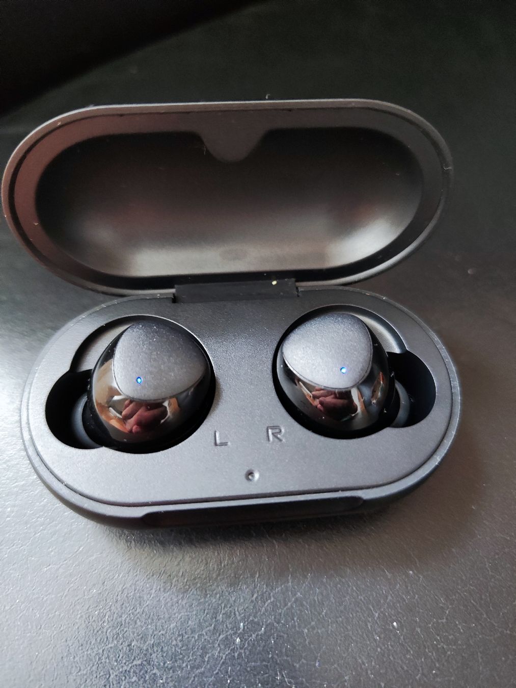 Tws Kopfhörer: TWS Wireless Earbuds. Modell: S10 – Gebraucht aus Binz von led1light
