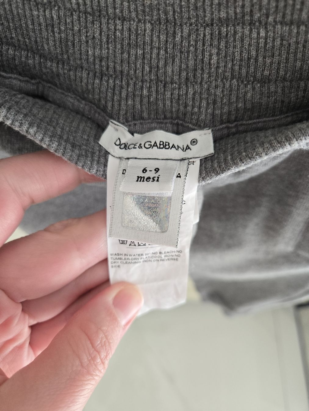 Dolce & Gabbana Kleiderpakete: Dolce gabanna baby 6-9 mois – Gebraucht aus Le Landeron von Plushka 3