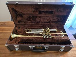 Antigua Trompete mit Koffer und 3 Bach Mundstücken