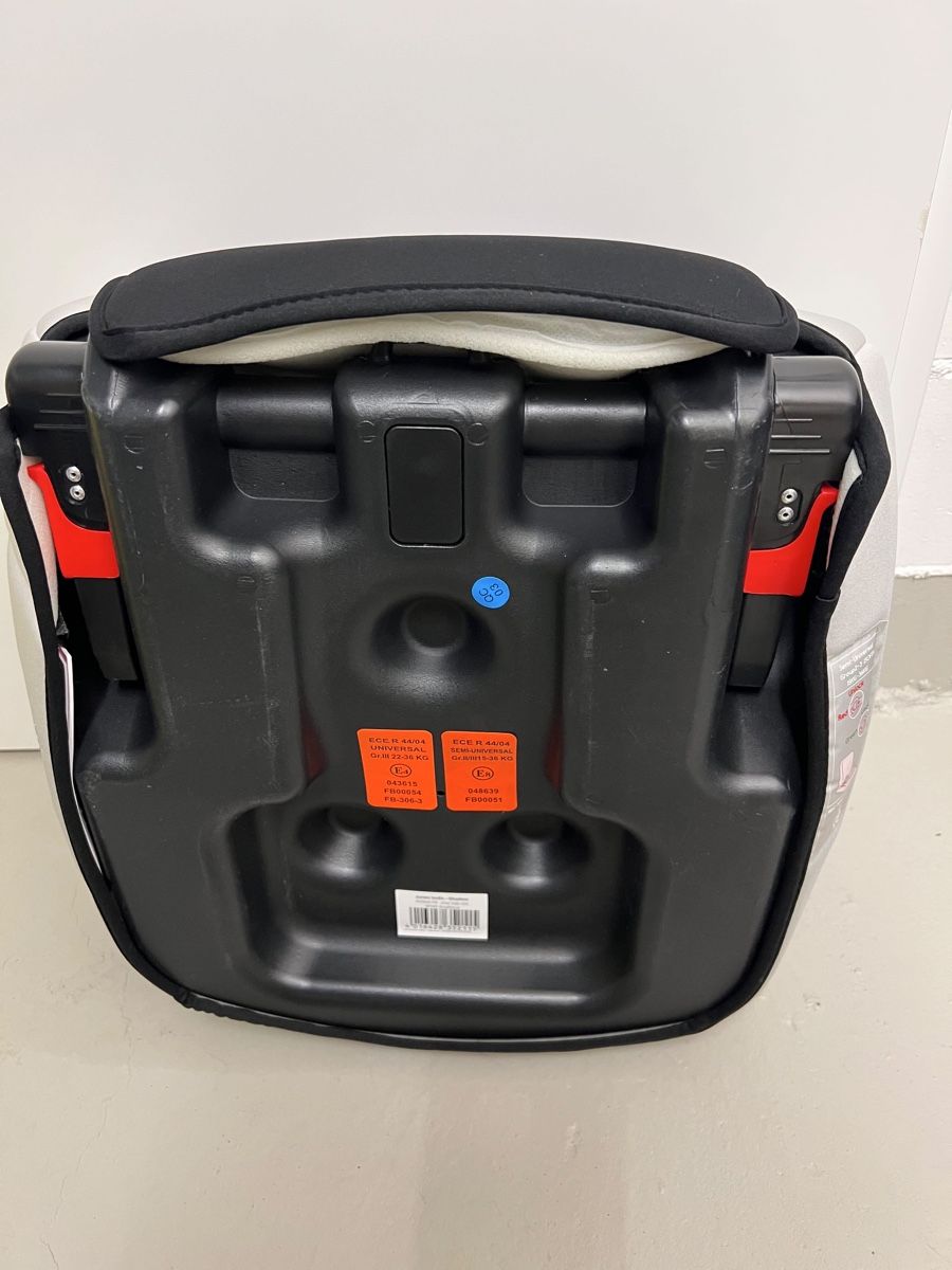 Osann Auto-Kindersitze: Sitzerhöhung Osann Junior Isofix – Gebraucht aus Nassenwil von Diego_Irene 3