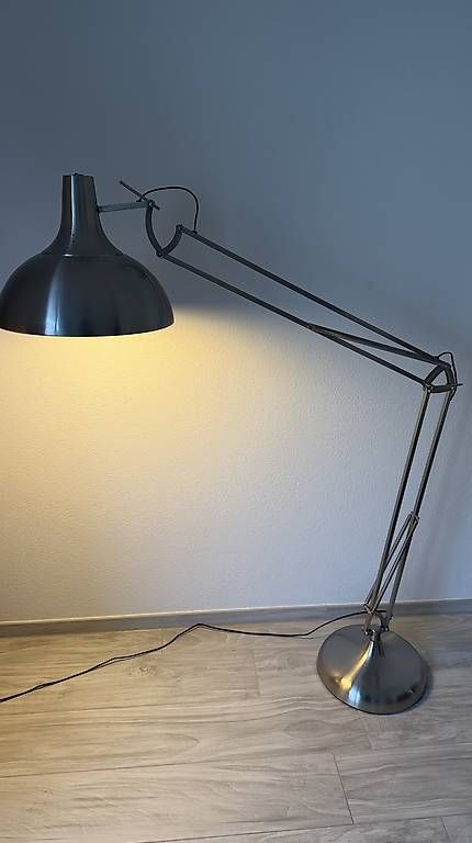 Lampen: Stehlampe Aluminium  – Gebraucht aus Altstätten SG von ste_jj82 3