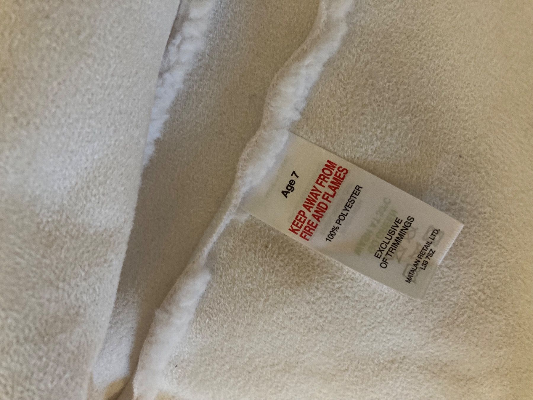 Camicette, T-shirt & Top: Flauschige Jacke für Mädchen – Usato da Zäziwil venduto da kbr_jd95 2