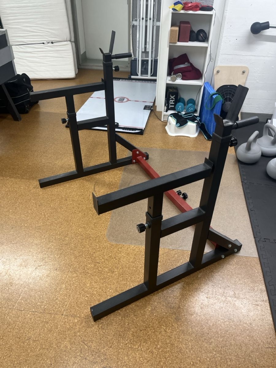 Accessoires: Adjustable Multi Squat Rack von Gorilla Sports – D'occasion à Greifensee par Tomxxxx 1