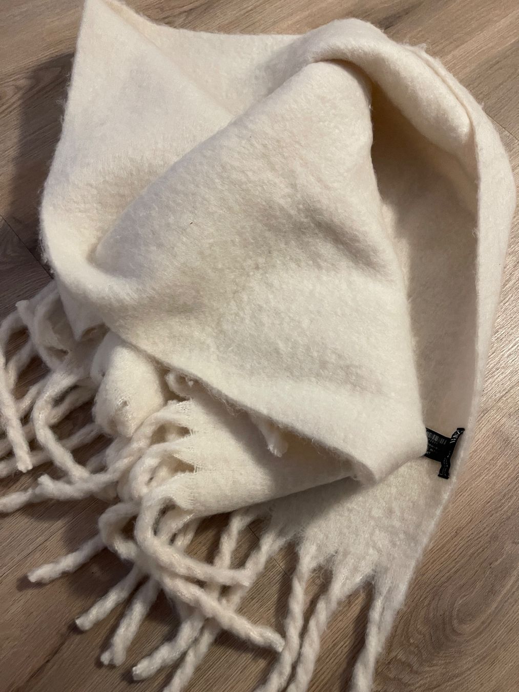 Zara Foulard & Sciarpe: Kuschliger Winterschal – Nuovo (secondo la descrizione) da Winterthur venduto da mje_t9cr 3