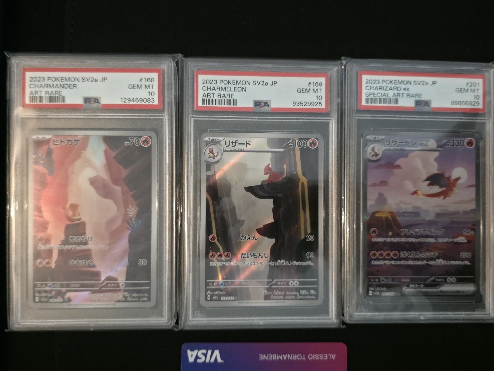 Pokémon Cartes à collectionner: Pokémon 2023 PSA 10 JP Charmander, Charmeleon, Charizard – Neuf (Voir description) à Le Lignon par NathiumTcg