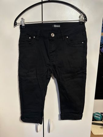 Damen Shorts schwarz Grösse 38 guter Zustand