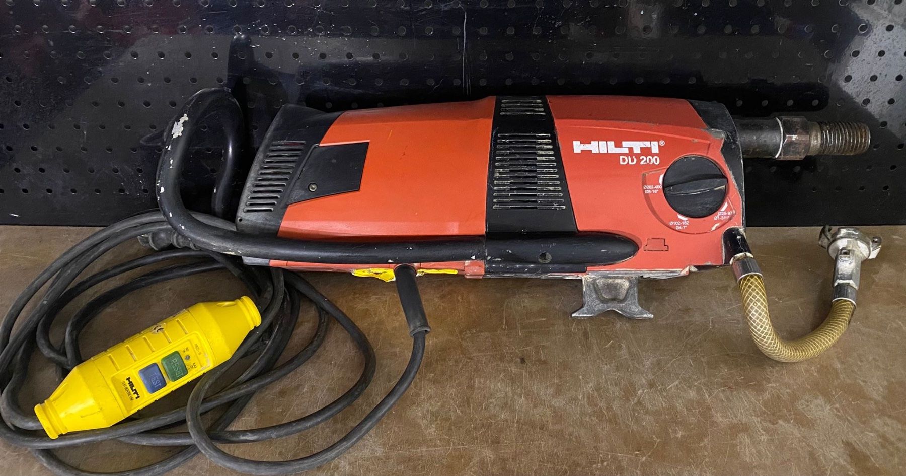 Hilti Trapani: Carotteuse/Kernbohrgerät Hilti DD 200 – Usato da Echallens venduto da Tools0101