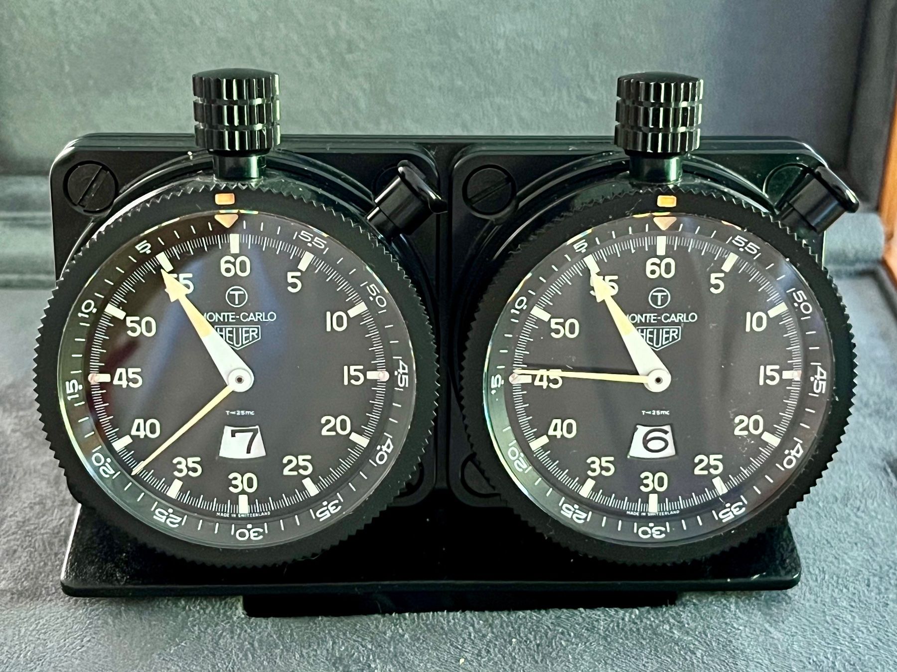 Tag Heuer Orologi: HEUER Monte Carlo Dashboard mit Doppelhalter – Usato da Kilchberg ZH venduto da WatchesandHifi 1