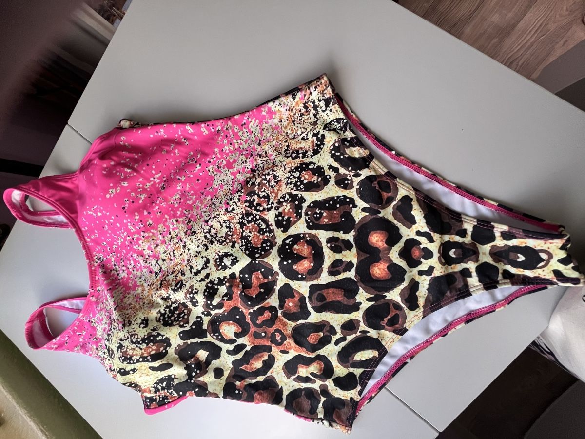 Costumi da bagno & Bikini: Badeanzug Damen Gr.XL NEU – Nuovo e nell'imballaggio originale da Uster venduto da Corina0111114 5
