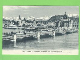 Luzern, Seebrücke, Bahnhof und Friedensmuseum