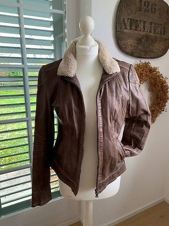 *** NEU und UNGETRAGEN Milestone Lederjacke Gr. M Nappa ***