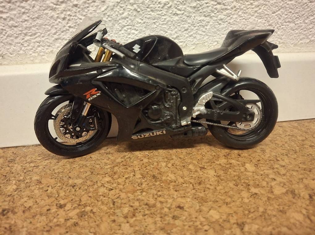 Kit di modellismo & Modellini statici: Diverse Modellmotorräder – Usato da Therwil venduto da Johndo01 3