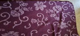 Kuscheldecke mit Blumenmotiv