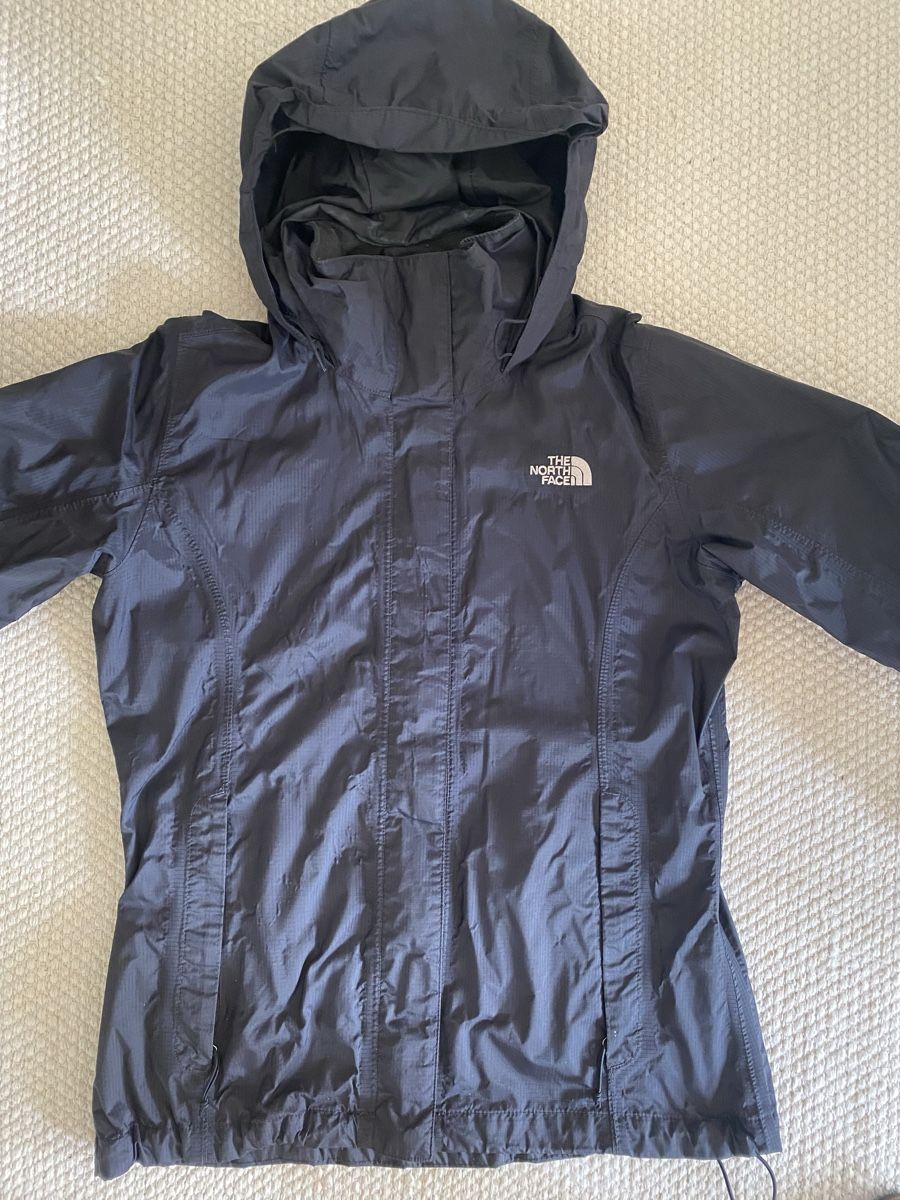 North Face Giacche: North Face Regenjacke Gr. S – Usato da Frenkendorf venduto da Kompasskind 1