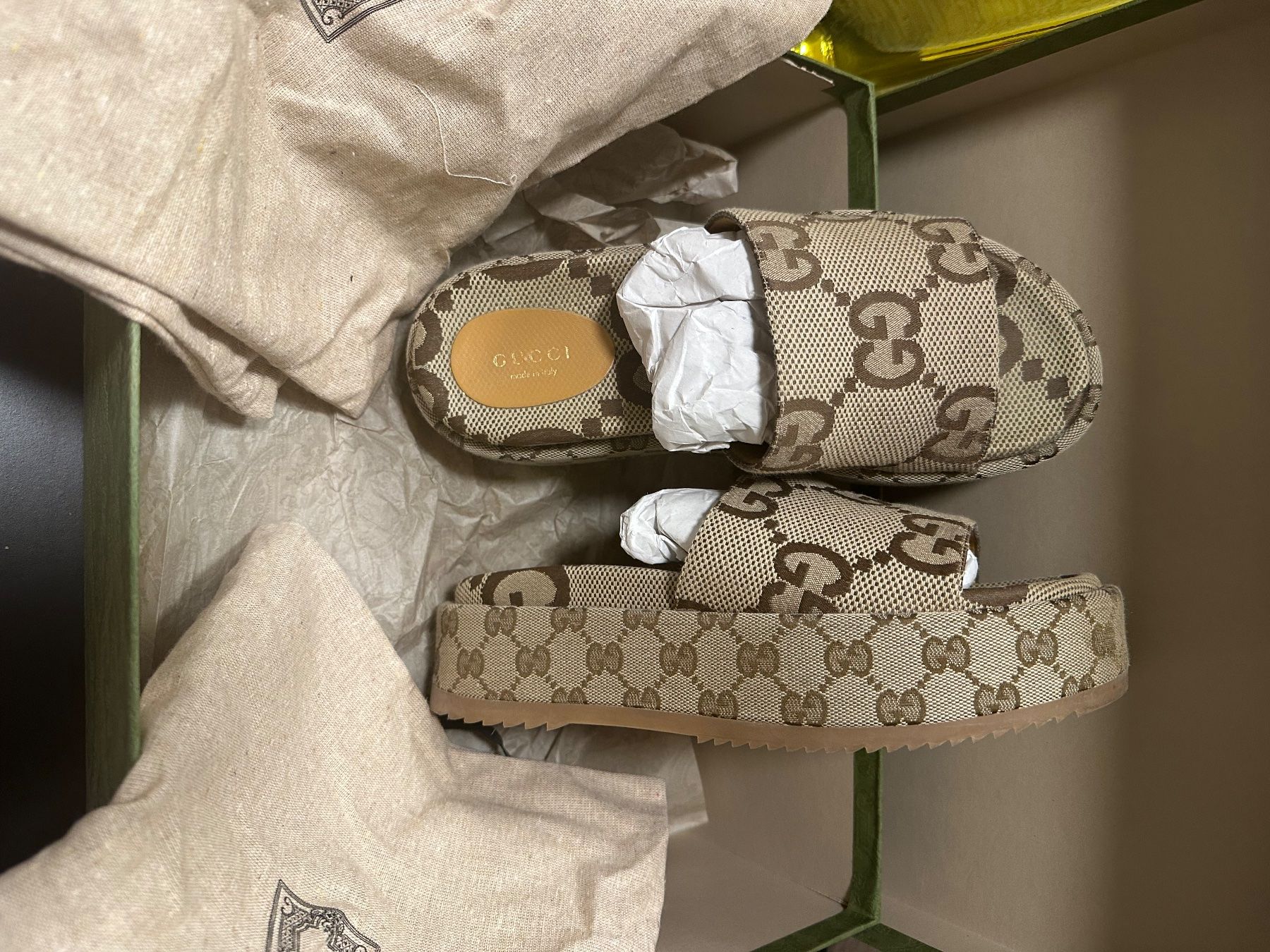 Gucci Damenschuhe: Gucci Slide 38.5 – Gebraucht aus Dübendorf von Nora_Nita 1