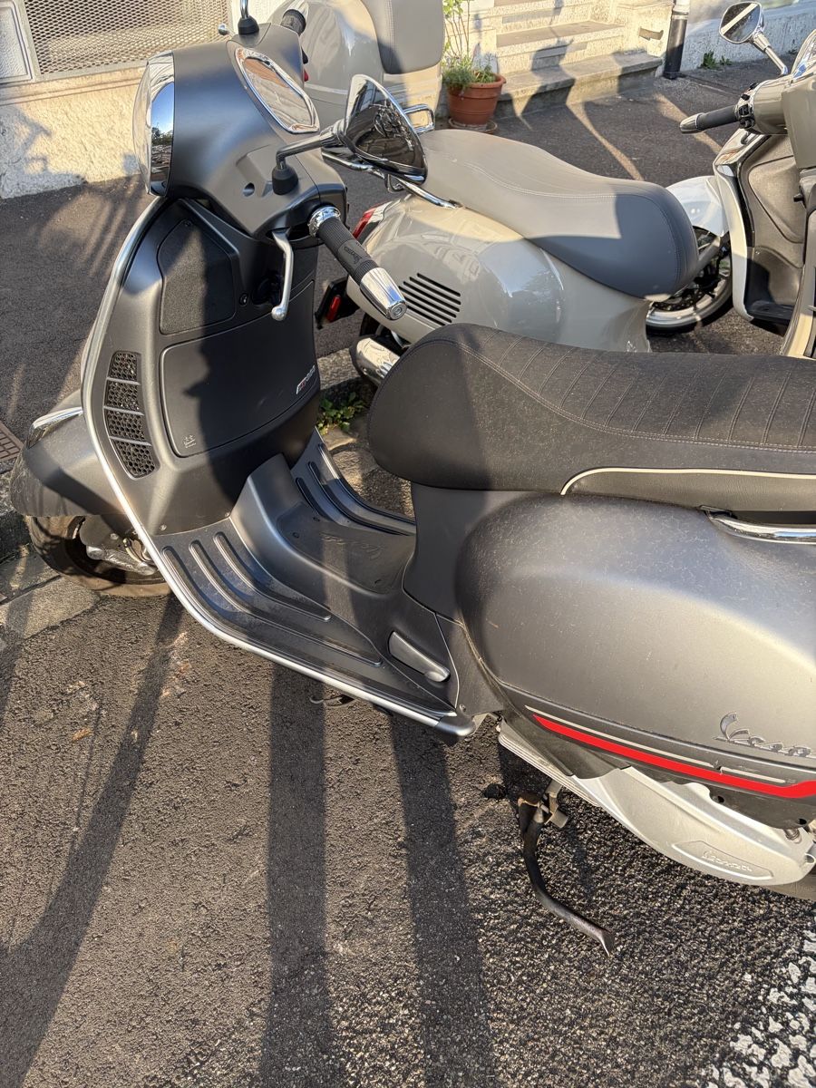 Vespa Scooter: Vespa GTS 300 Super Sport – Usato da Basel venduto da Skrimi 3