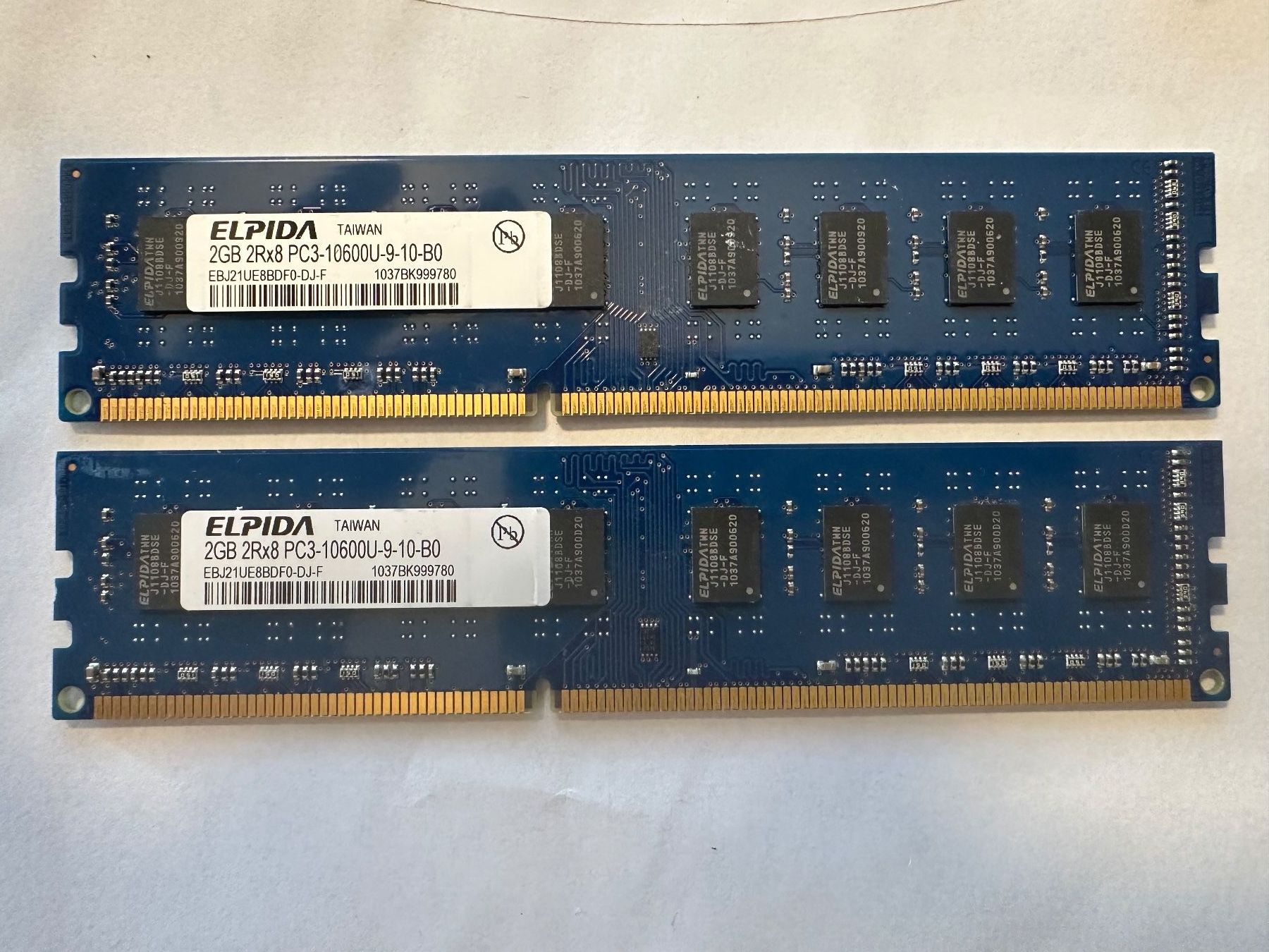Memory / RAM: Arbeitsspeicher Elpida – Gebraucht aus Bülach von Gregorgiorgio