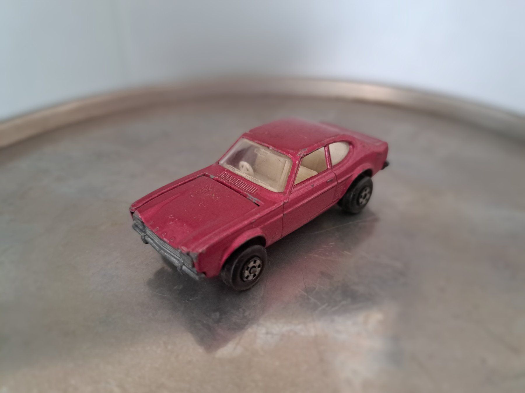 Matchbox Modellini d'auto: Ford Capri Matchbox – Usato da Emmenbrücke venduto da bikesandmore75 1