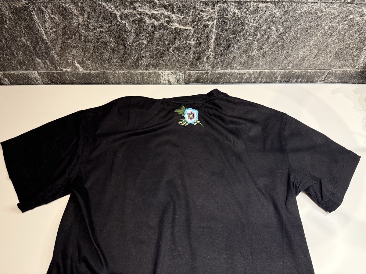 Gucci T-shirt: T-shirt Gucci Taille S – Nuovo (secondo la descrizione) da Schönried venduto da mae_hb92 3