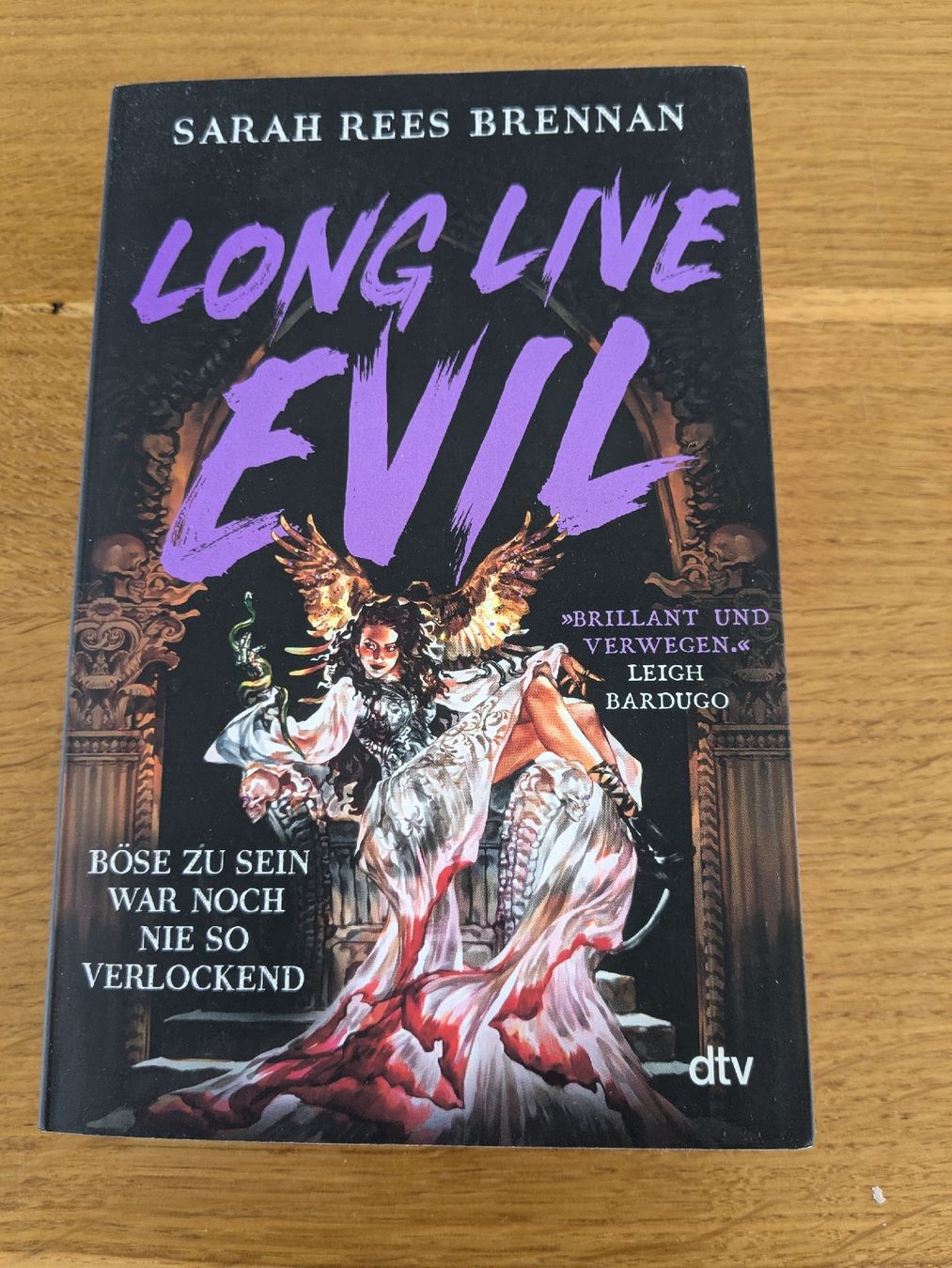 Libri: Long Live Evil - Sarah Rees Brennan – Nuovo (secondo la descrizione) da Wohlen AG venduto da merkur0300