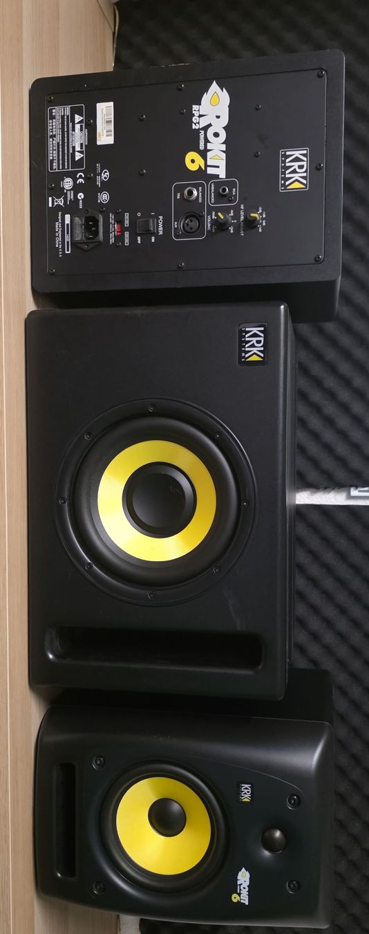 KRK Casse acustiche: KRK Rokit Studio Monitore 2x RPG 2 + Subwoofer S8.4 – Usato da Eglisau venduto da TripleZero