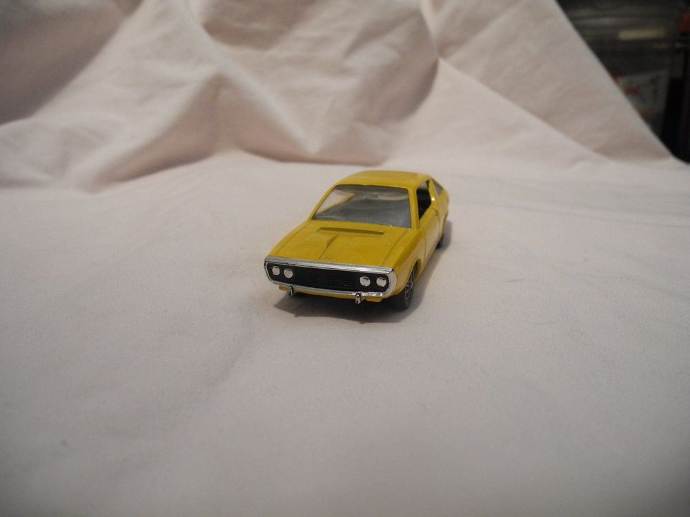 Miniature Solido 1/43 – Renault 17 TS Rouge N°196 – Très Bon état (sans Boîte)