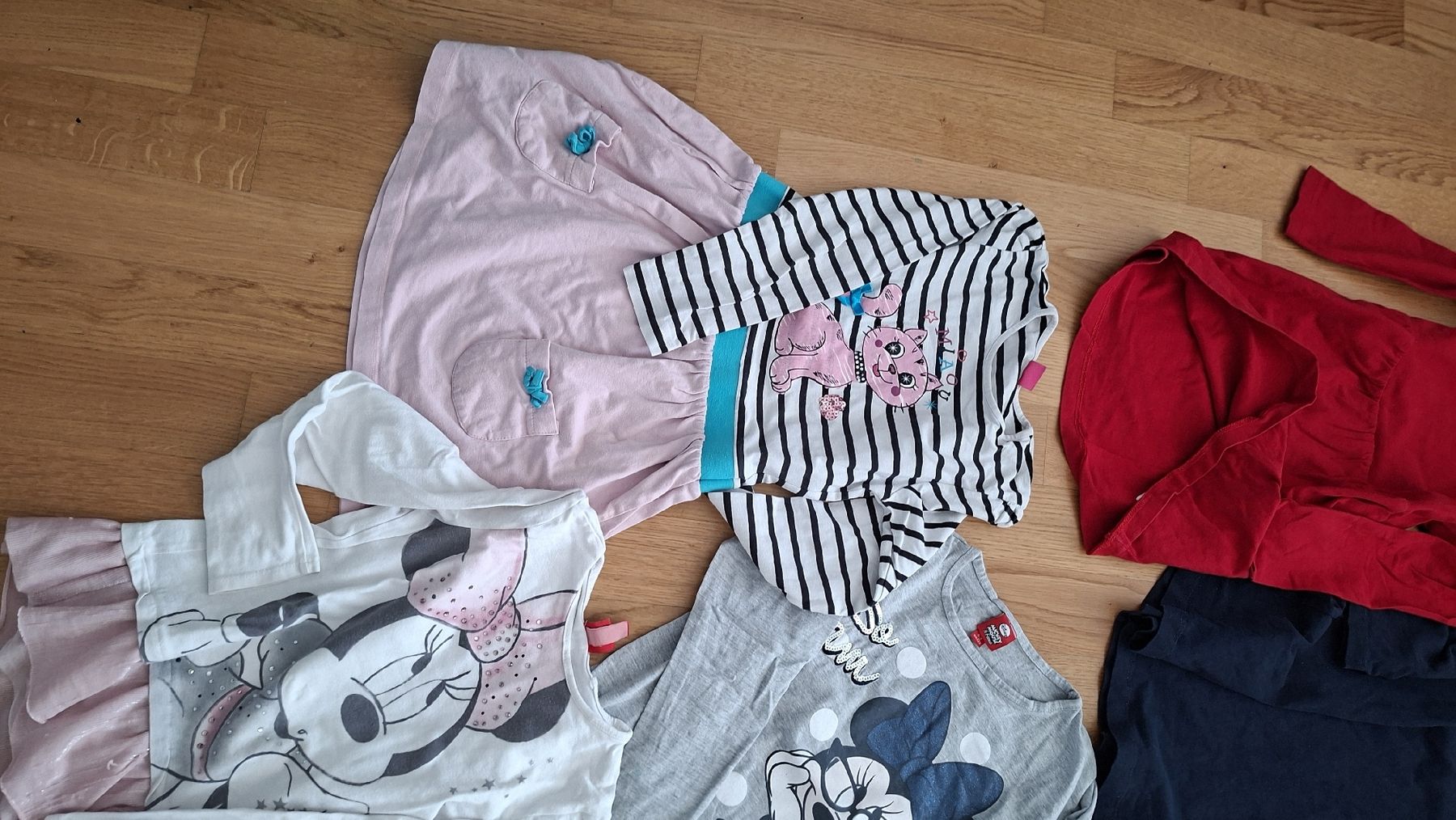 Lotti & Set di vestiti: Tolles Mädchen Kleiderpaket, Grösse 110-128 – Usato da Glattpark(Opfikon) venduto da Uthyla 1