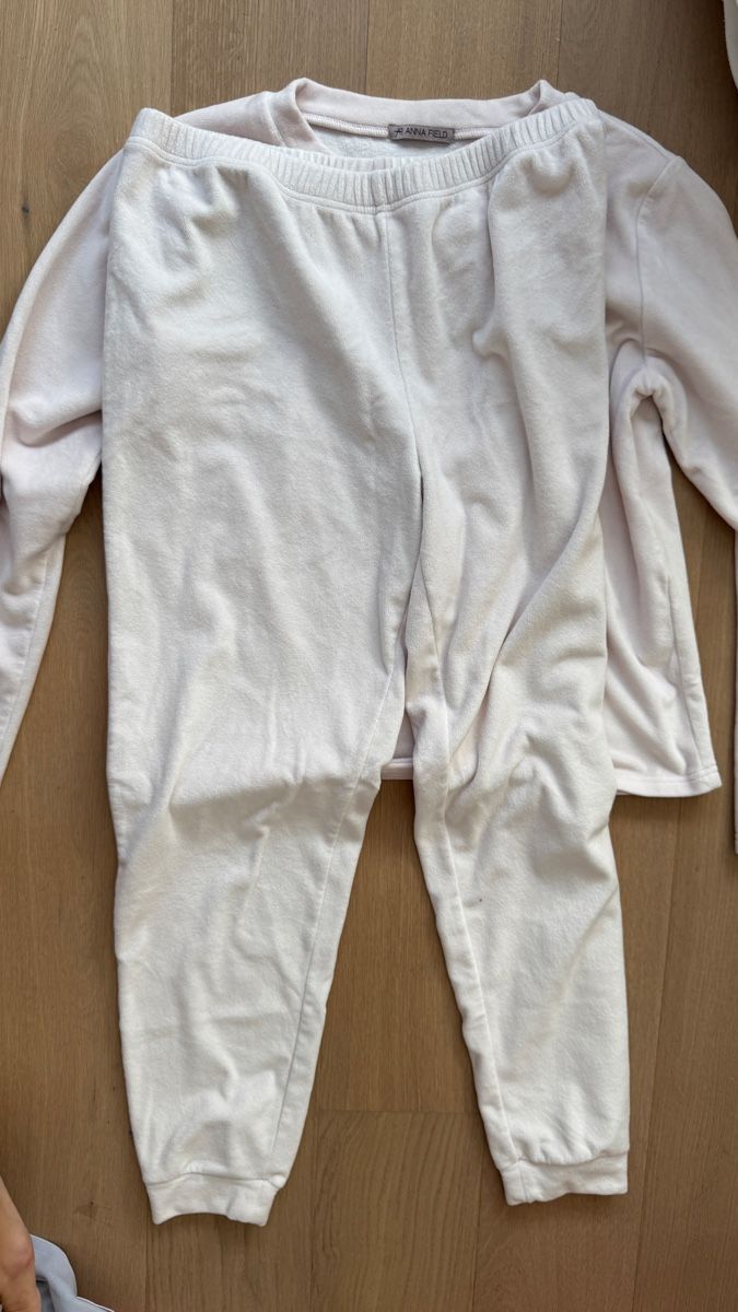 Negligees & Pyjamas: Pyjama Set Plüsch Gr. M – Gebraucht aus Steinhausen von inmumi 1