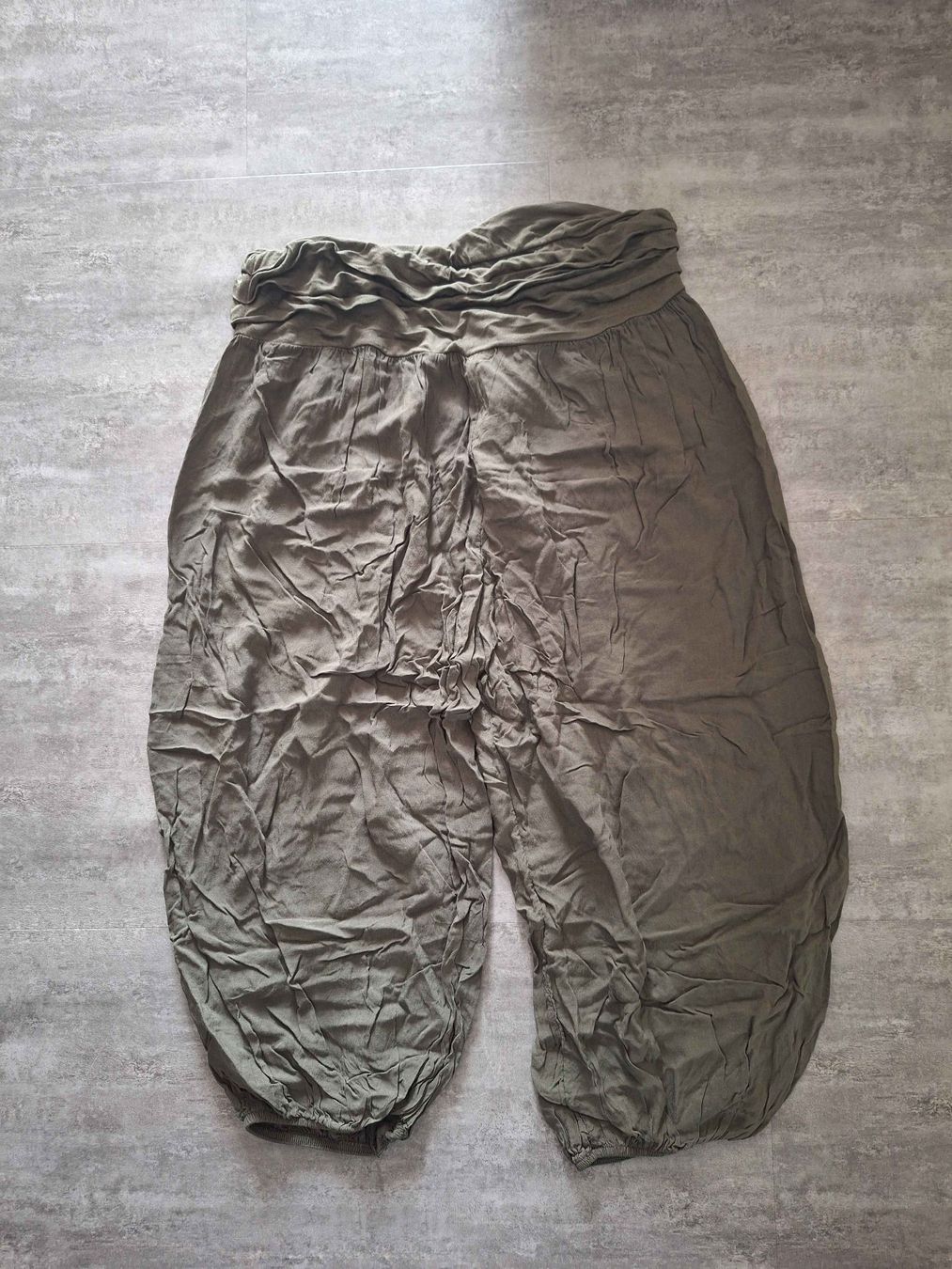 Pantalons: 3 Harem Pants elastisch – Neuf (Voir description) à Grenchen par LadyCalis 2