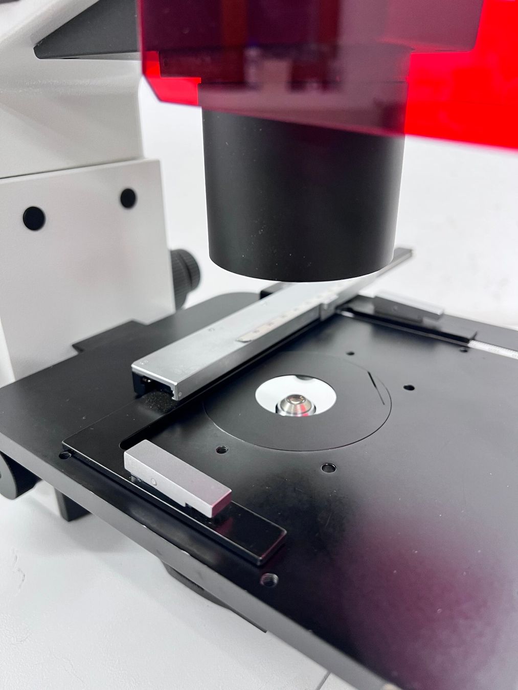 Accessori da laboratorio: Leica Wild Leitz FLUOVERT FS – Usato da Niederdorf venduto da LeptonAG_Labor 6