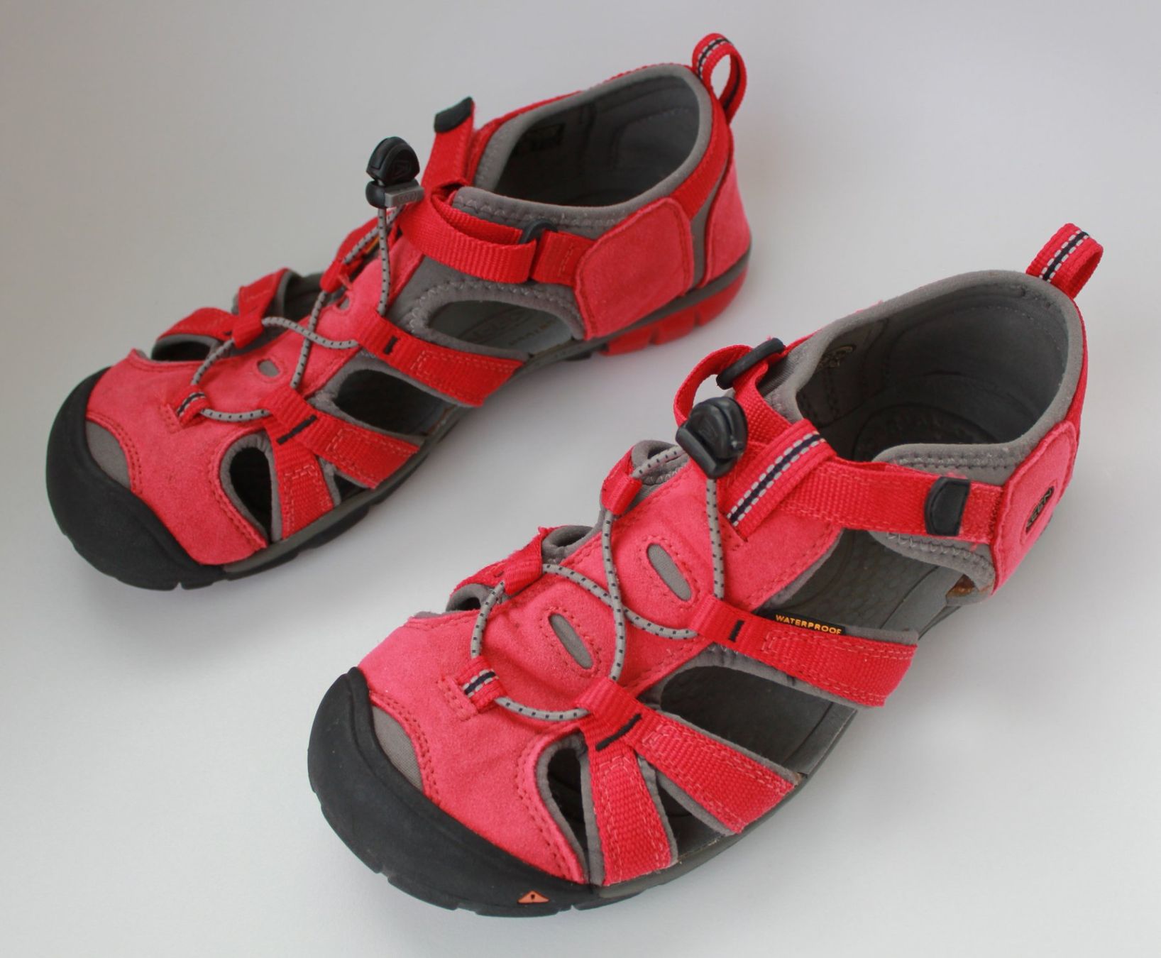 Keen Damenschuhe: Sandales Keen t. 38 – Gebraucht aus Peseux von Gilloss