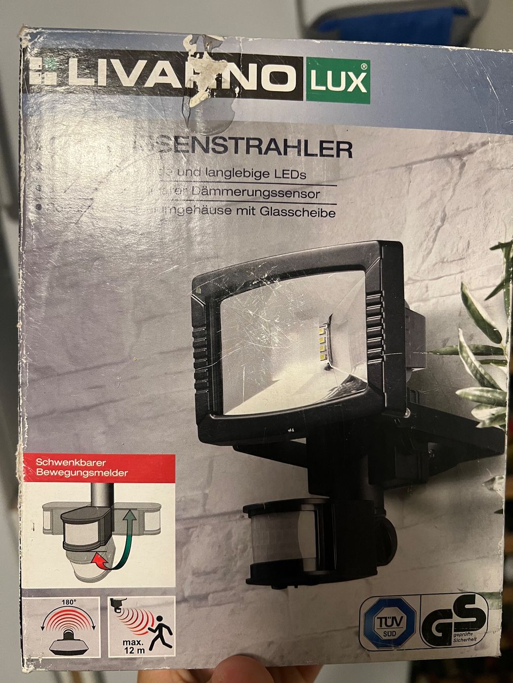 Lampen: LED Aussenstrahler – Gebraucht aus Dottikon von roxy321
